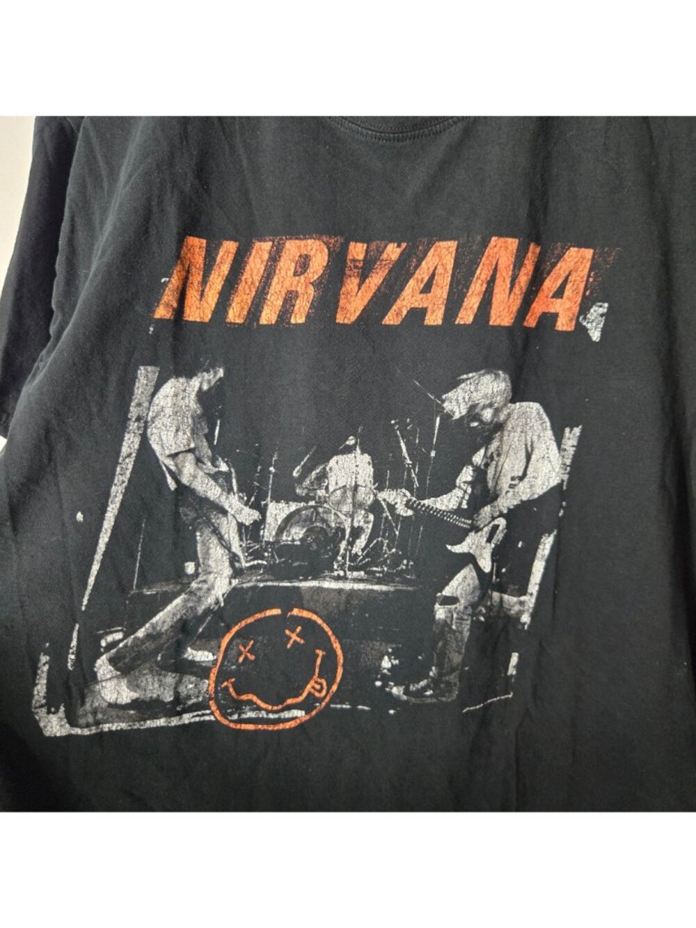 Nirvana Band Performing Graphic T-Shirt Y2K Grunge Size XL Unisex - Picture 3 of 8